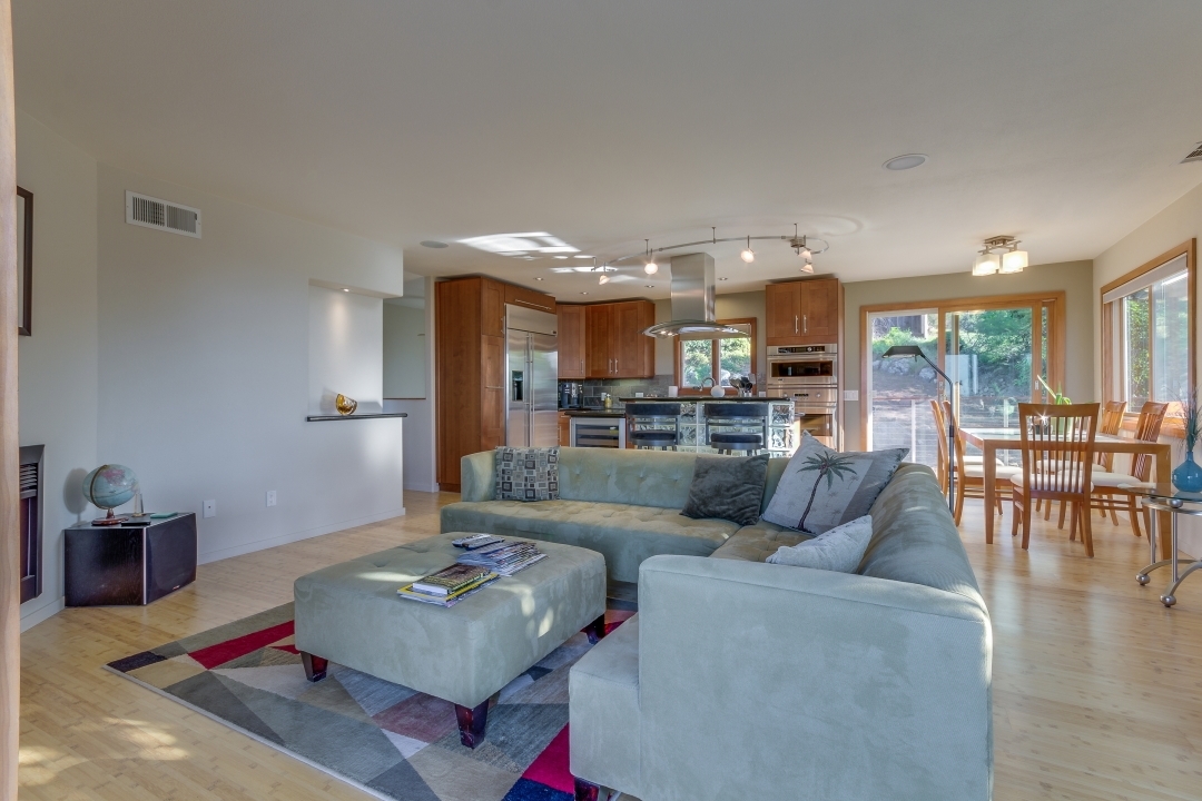 2341 Helix Street Spring Valley, CA 91977 - Photo 8 of 25 Gallery Image 8