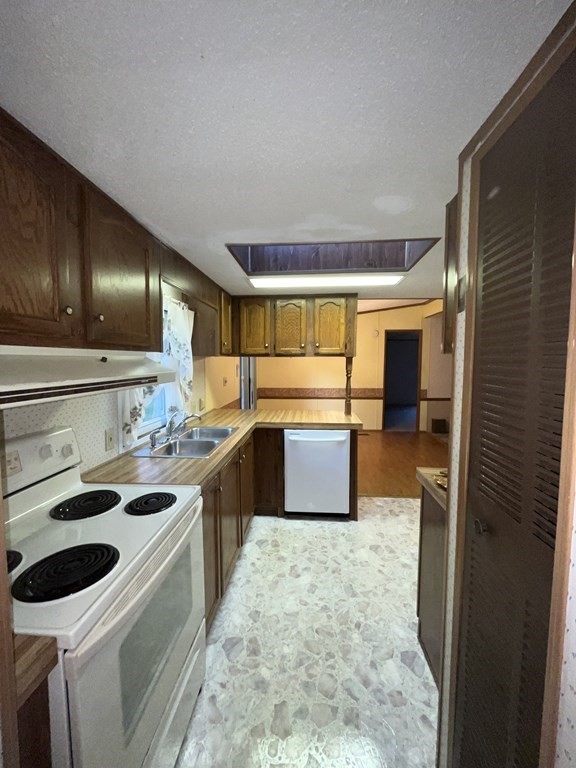 72 Champagne Road Gardner, MA 01440 - Photo 5 of 20