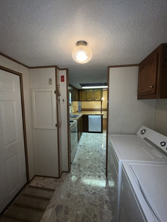 72 Champagne Road Gardner, MA 01440 - Photo 8 of 20