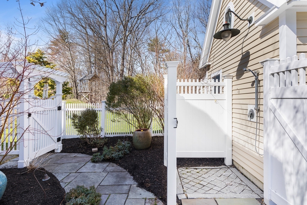 55 Depot Road Boxford, MA 01921 - Photo 7 of 42