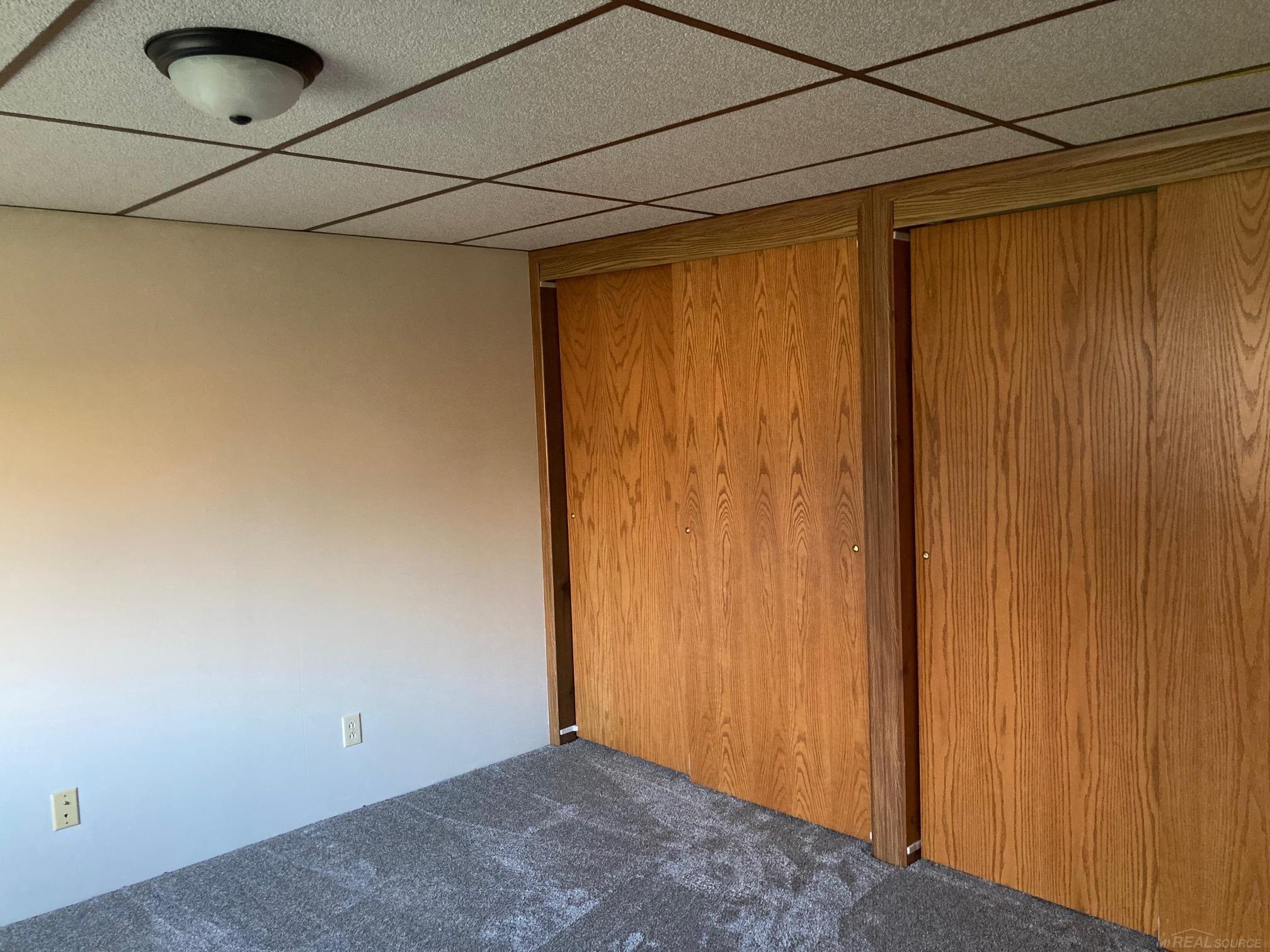 5216 Sunset Road Ironwood, MI 49938 - Photo 8 of 37