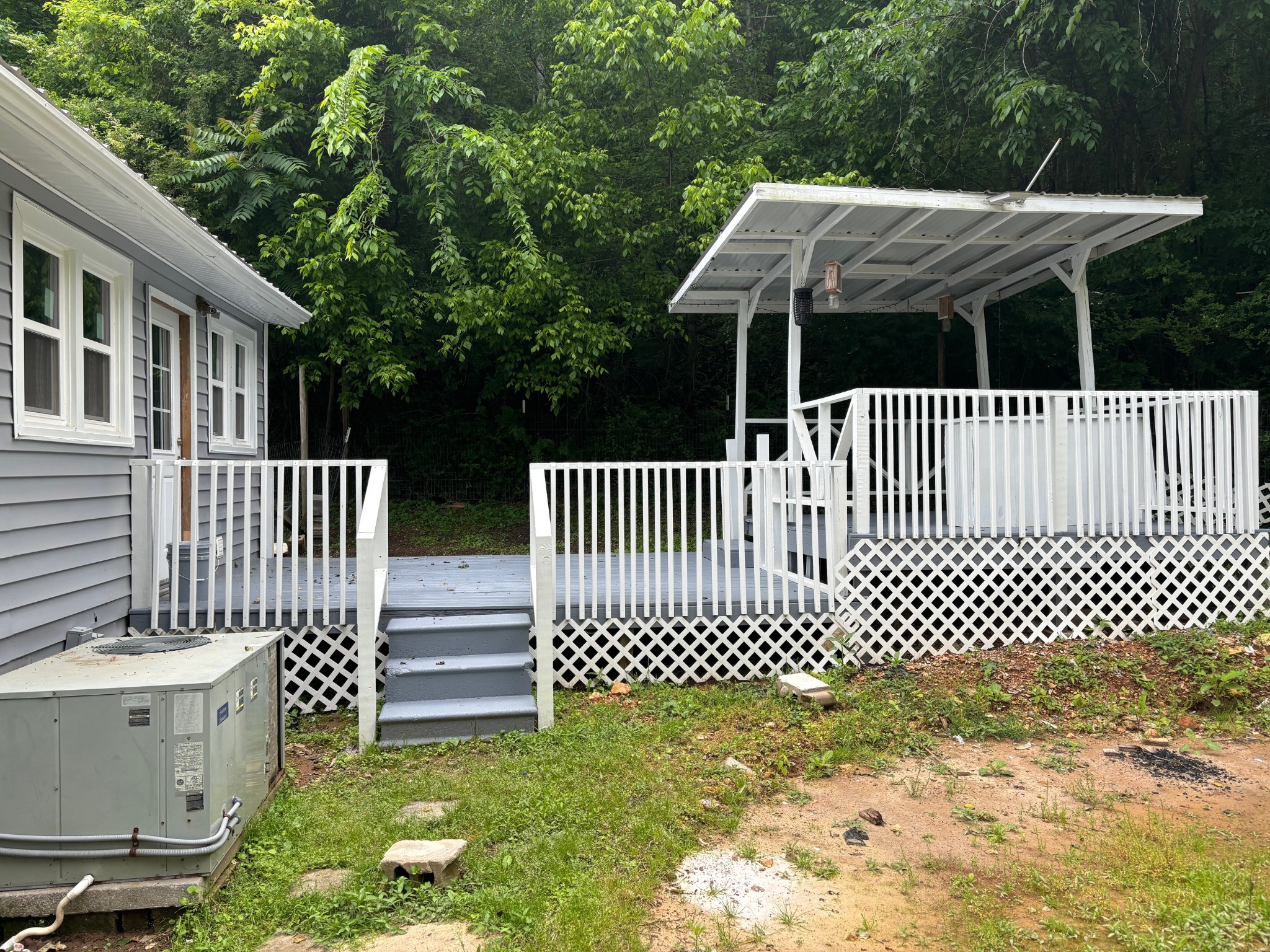 2692 Marble Hill Road Mulberry, TN 37359 - Photo 3 of 11 a front view of a house with a garden