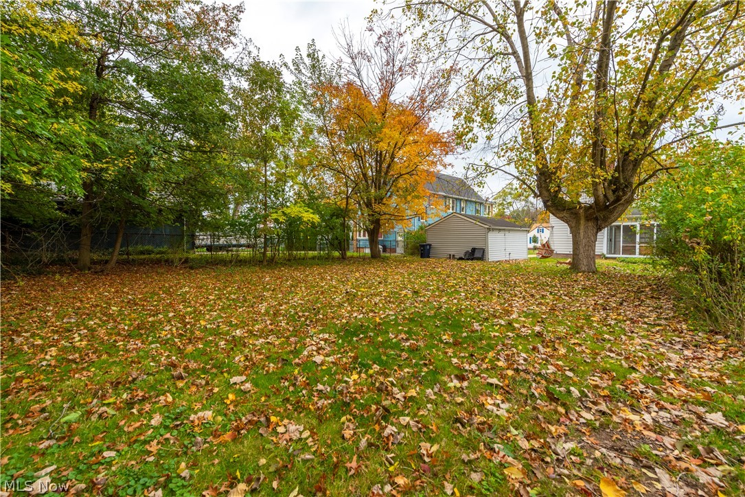 1335 Churchill Road Lyndhurst, OH 44124 - Photo 31 of 35