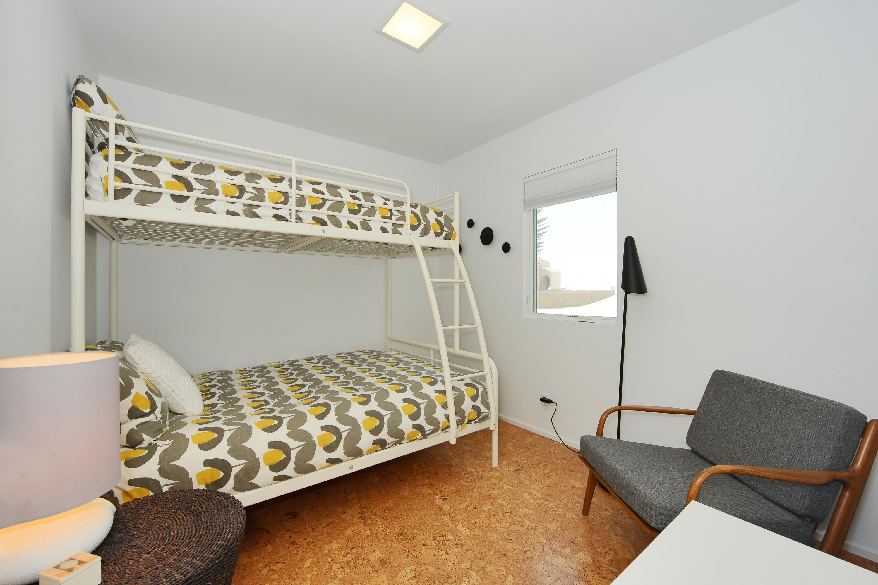 3600 Ocean Drive Oxnard, CA 93035 - Photo 9 of 30 a bedroom with a bed and a window