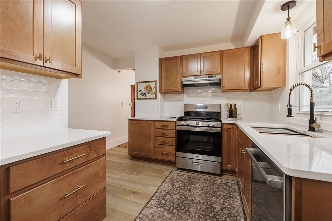 44 Florida Avenue Greece, NY 14616 - Photo 3 of 23