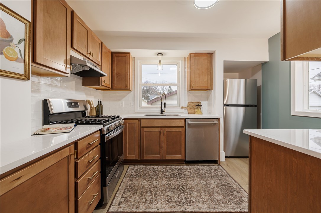 44 Florida Avenue Greece, NY 14616 - Photo 4 of 23