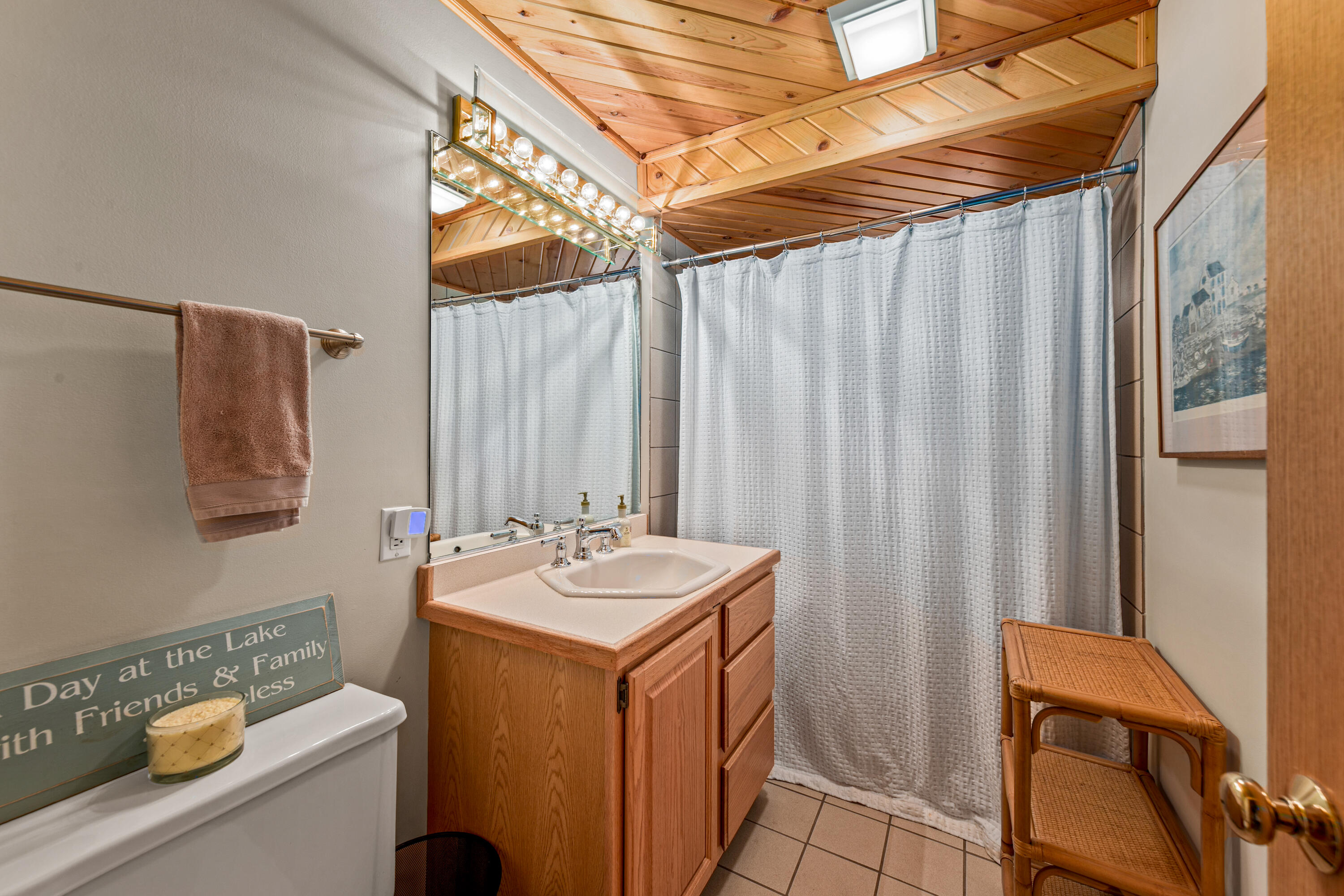 4 Dartmouth Road Williams Bay, WI 53191 - Photo 29 of 43 3rd full bathroom in lower level