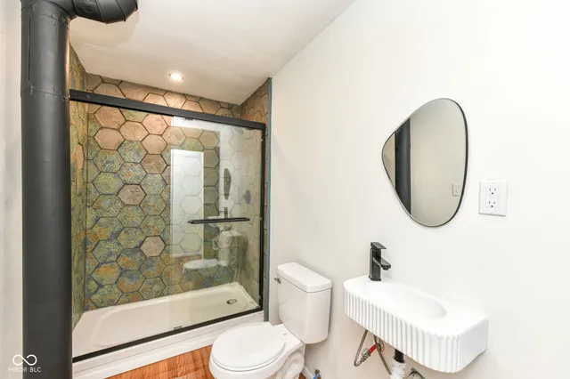 $429,000 | 5917 Carrollton Avenue, Indianapolis, IN 46220