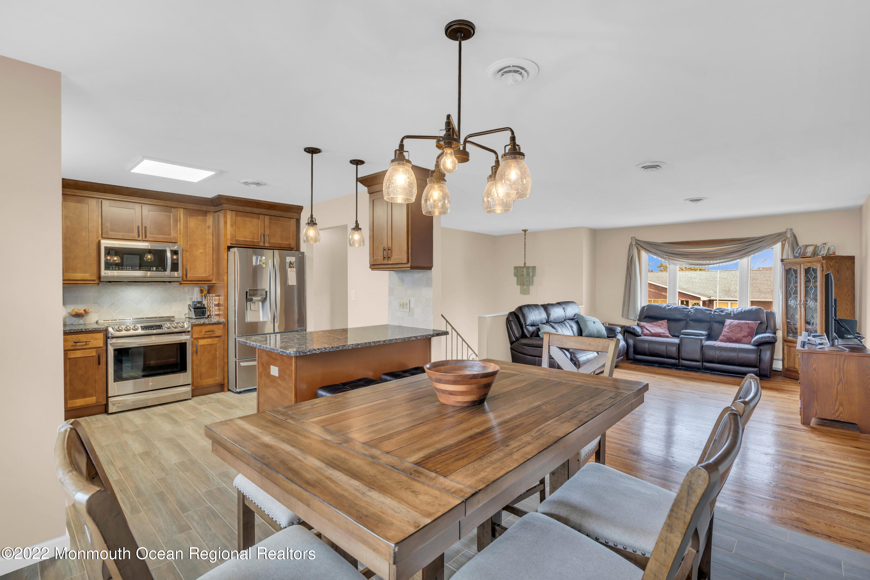 35 Bimini Road Brick, NJ 08723 - Photo 5 of 38 013_dsc05081