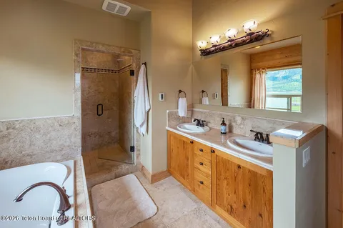 $1,247,000 | 87 Dew Drop Lane, Bedford, WY 83112
