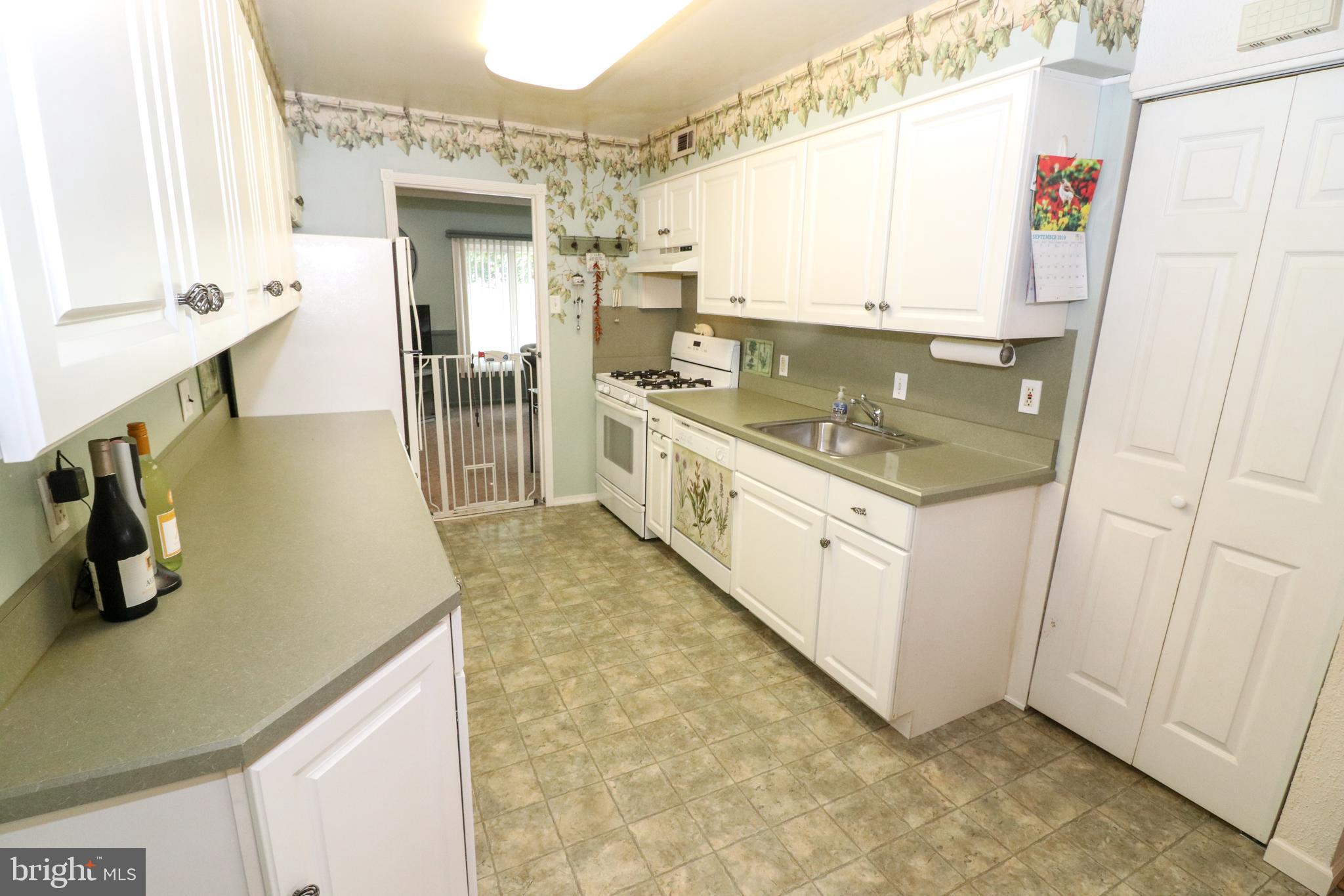 208 Andover Road Fairless Hills, PA 19030 - Photo 6 of 24 Updated Kitchen