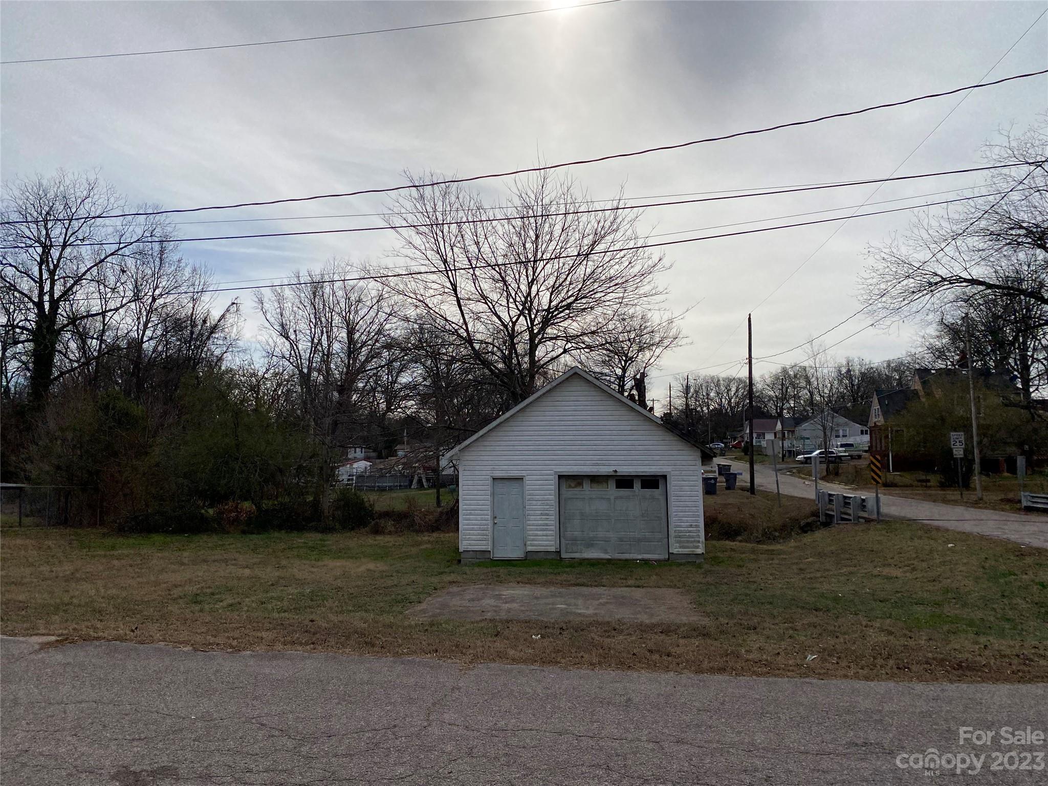 904 Ruth Avenue Kannapolis, NC 28083 - Photo 2 of 4 Gallery Image 2