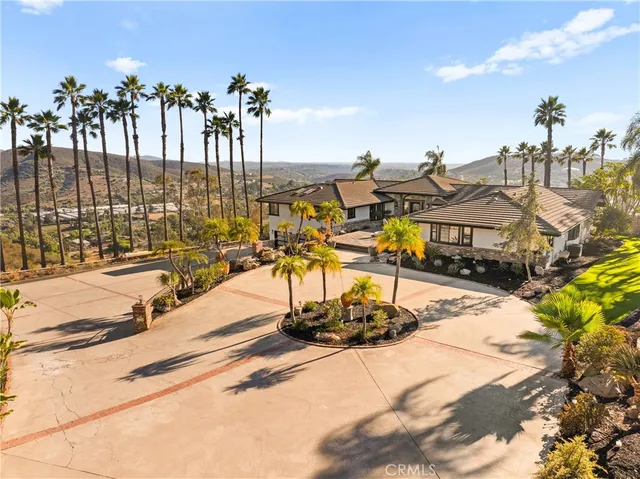 $2,940,000 | 635 Becky Lane, San Marcos, CA 92069