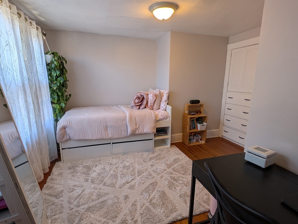 35 Carlton Street Springfield, MA 01108 - Photo 12 of 19