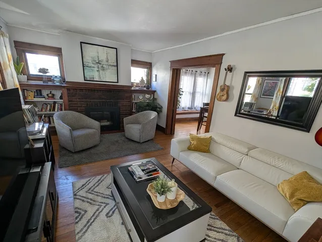 $275,000 | 35 Carlton Street, Springfield, MA 01108