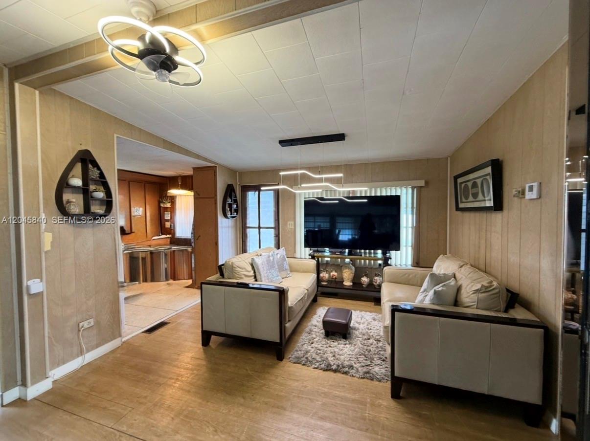 3309 Orange Street Hollywood, FL 33021 - Photo 4 of 12