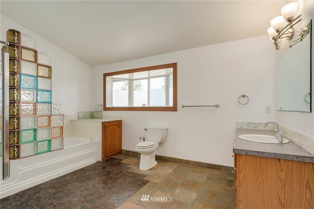 5616 Rockefeller Avenue Everett, WA 98203 - Photo 25 of 40