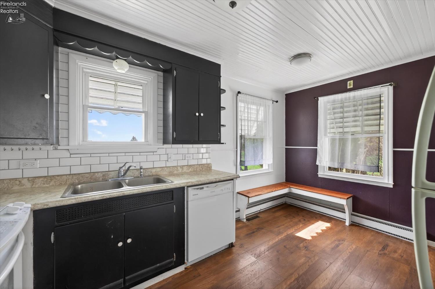 1641 Langram Road Put In Bay, OH 43456 - Photo 9 of 41 Gallery Image 9