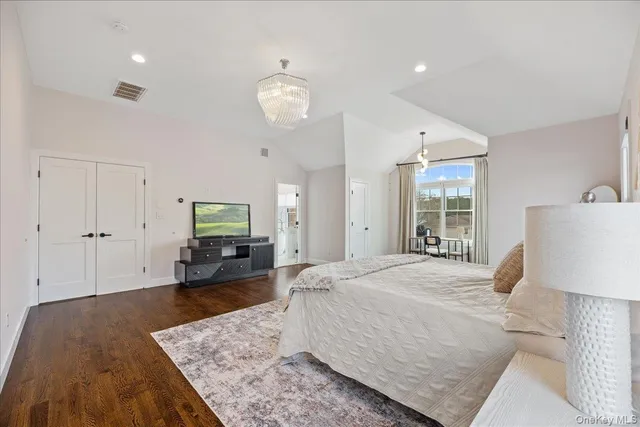 $2,555,000 | 60 Moss Lane, Jericho, NY 11753