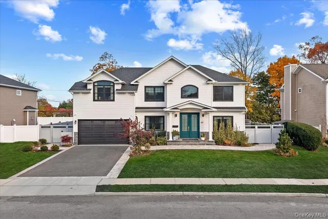 $2,555,000 | 60 Moss Lane, Jericho, NY 11753