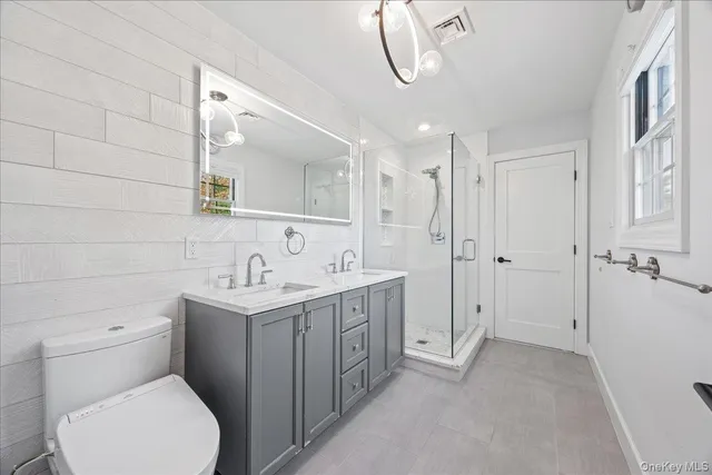 $2,555,000 | 60 Moss Lane, Jericho, NY 11753