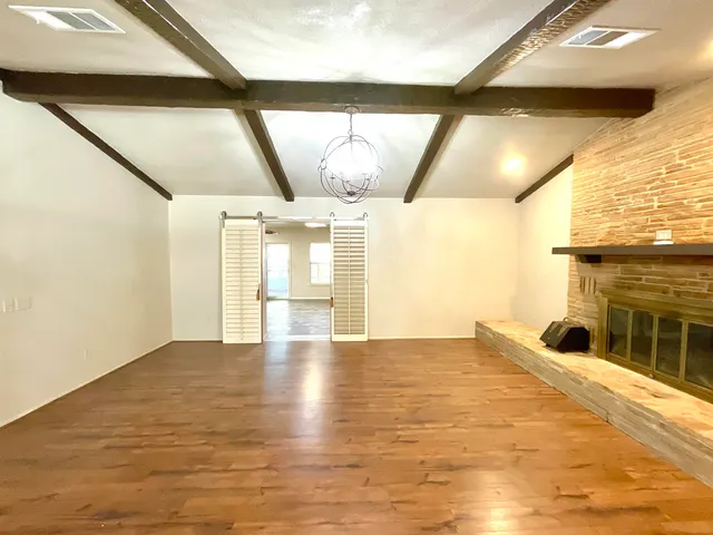 $2,199 | 5303 Shady Oak Circle, Kingsland, TX 78639