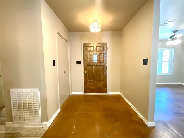 $2,199 | 5303 Shady Oak Circle, Kingsland, TX 78639