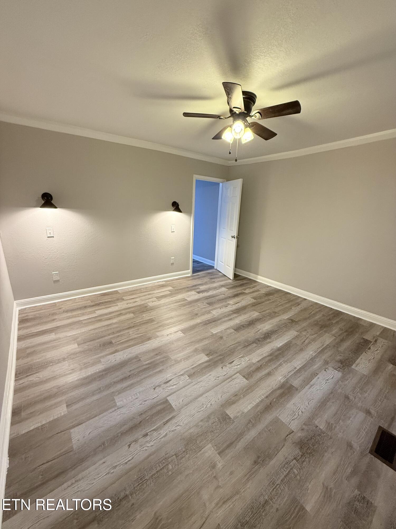 6116 Cardwell Road Corryton, TN 37721 - Photo 6 of 18 IMG_0061