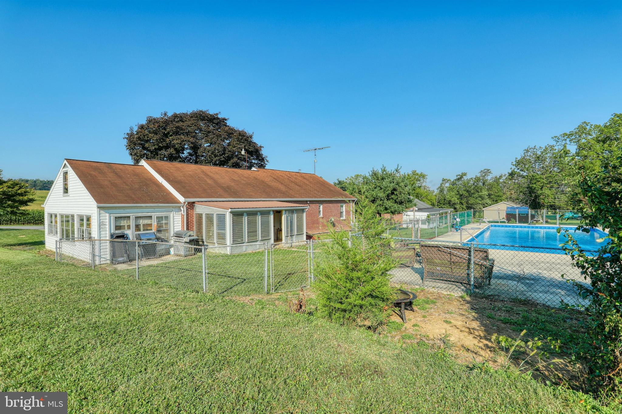 8783 Orchard Road Spring Grove, PA 17362 - Photo 5 of 38