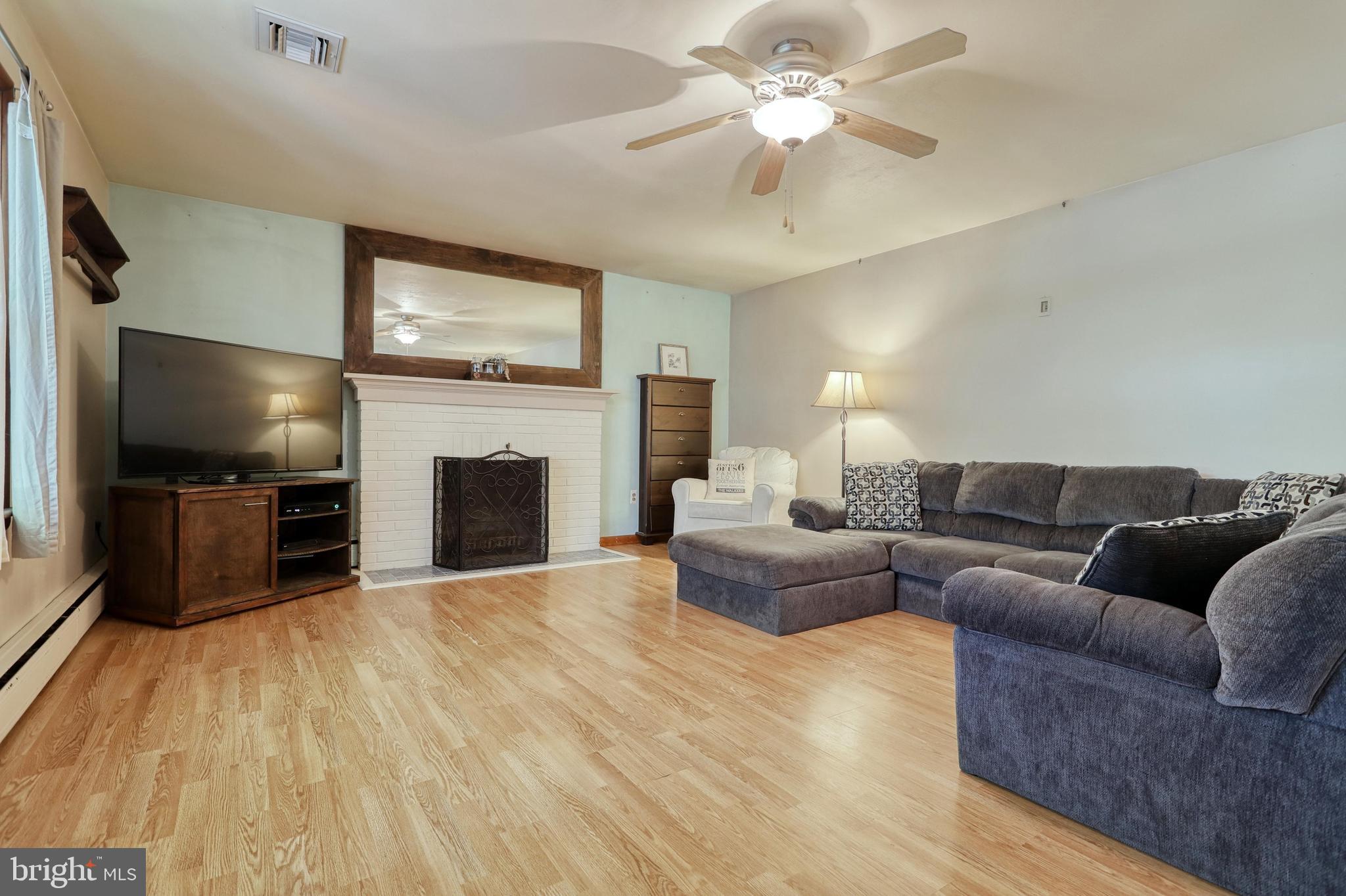 8783 Orchard Road Spring Grove, PA 17362 - Photo 9 of 38