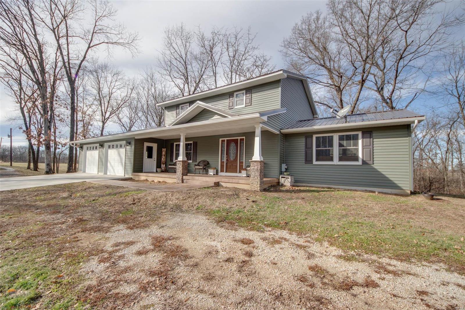 10768 Chesterfield Road Shipman, IL 62685 - Photo 2 of 28