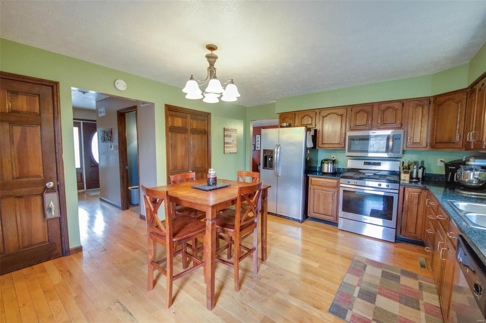 10768 Chesterfield Road Shipman, IL 62685 - Photo 11 of 28