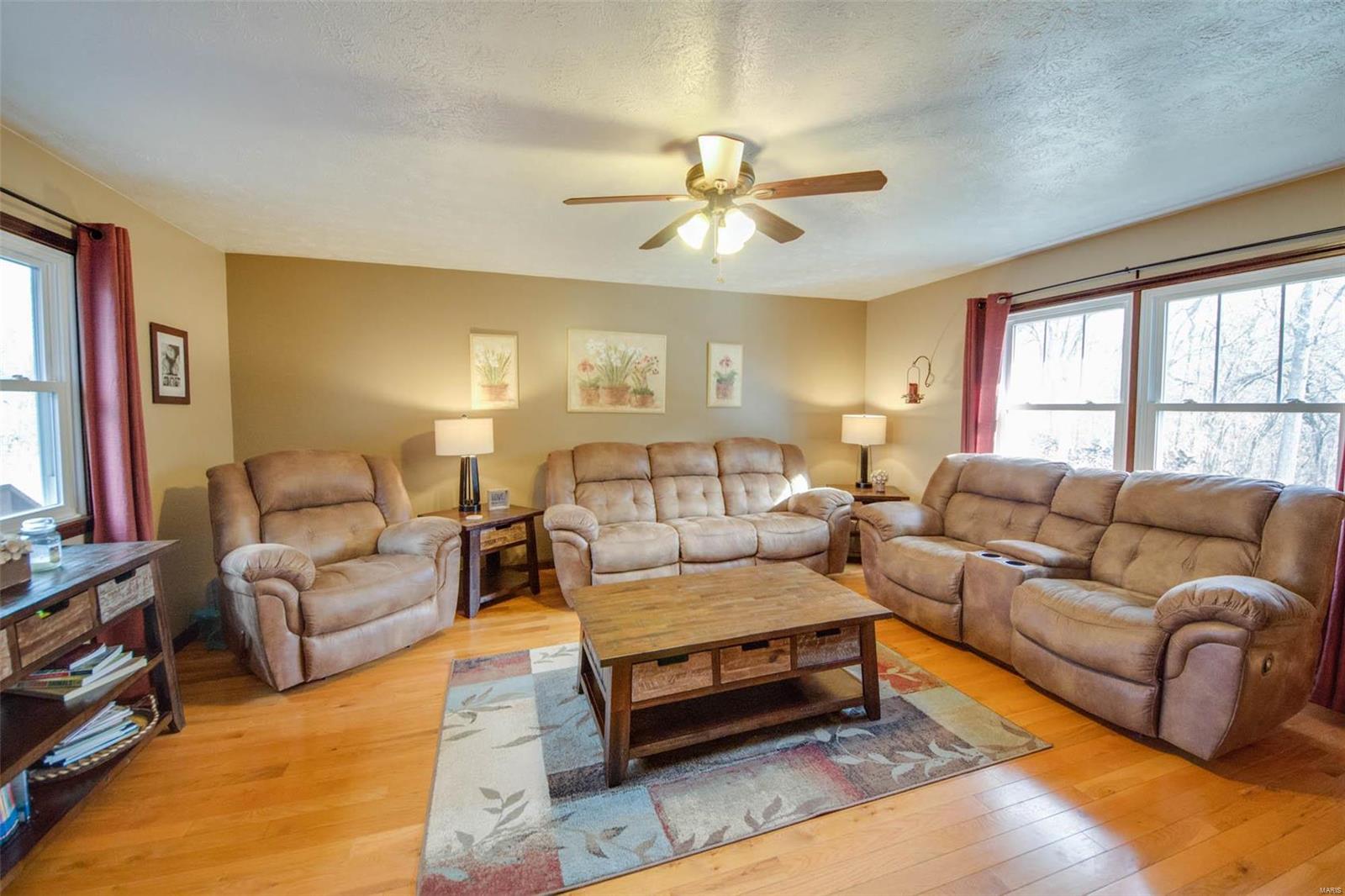 10768 Chesterfield Road Shipman, IL 62685 - Photo 13 of 28