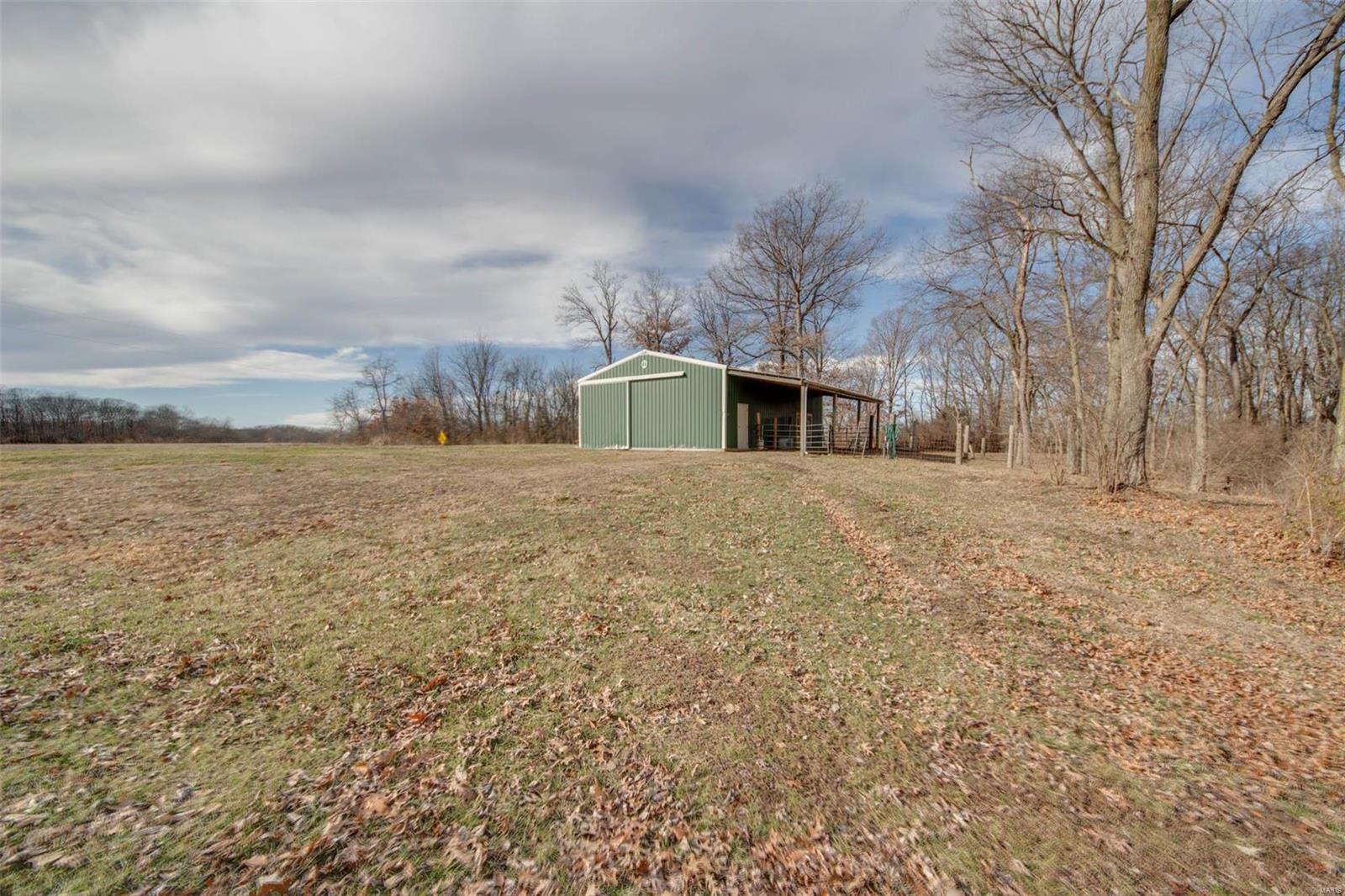 10768 Chesterfield Road Shipman, IL 62685 - Photo 27 of 28