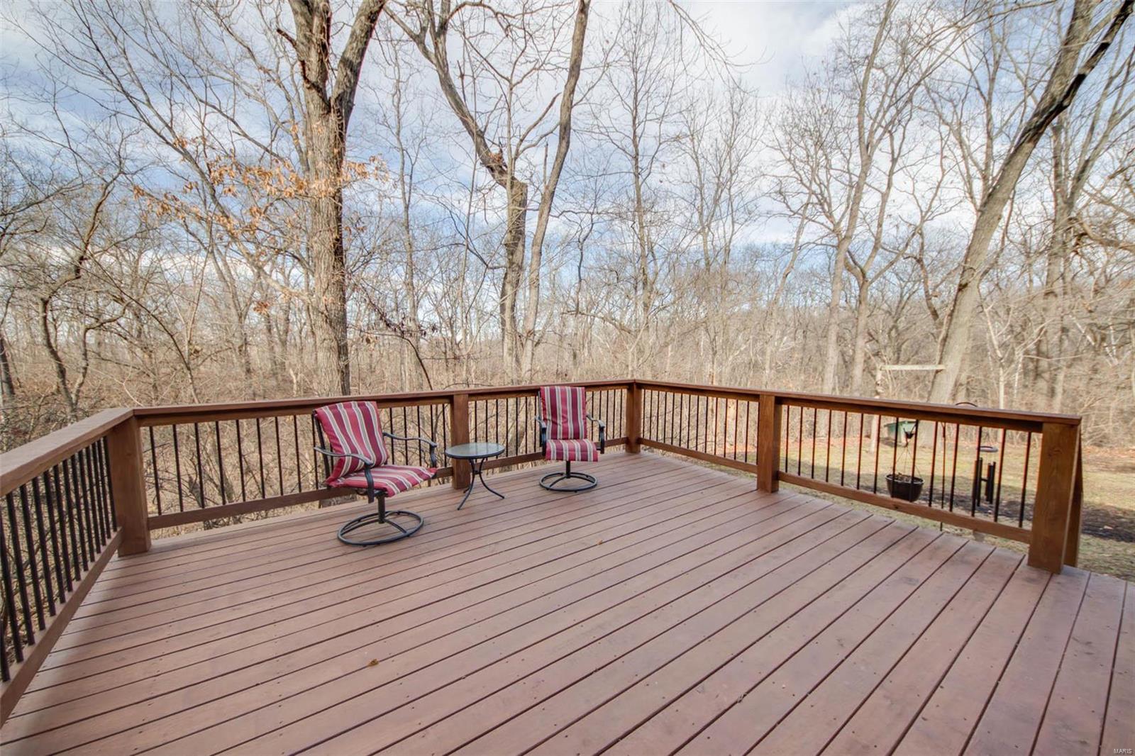 10768 Chesterfield Road Shipman, IL 62685 - Photo 4 of 28