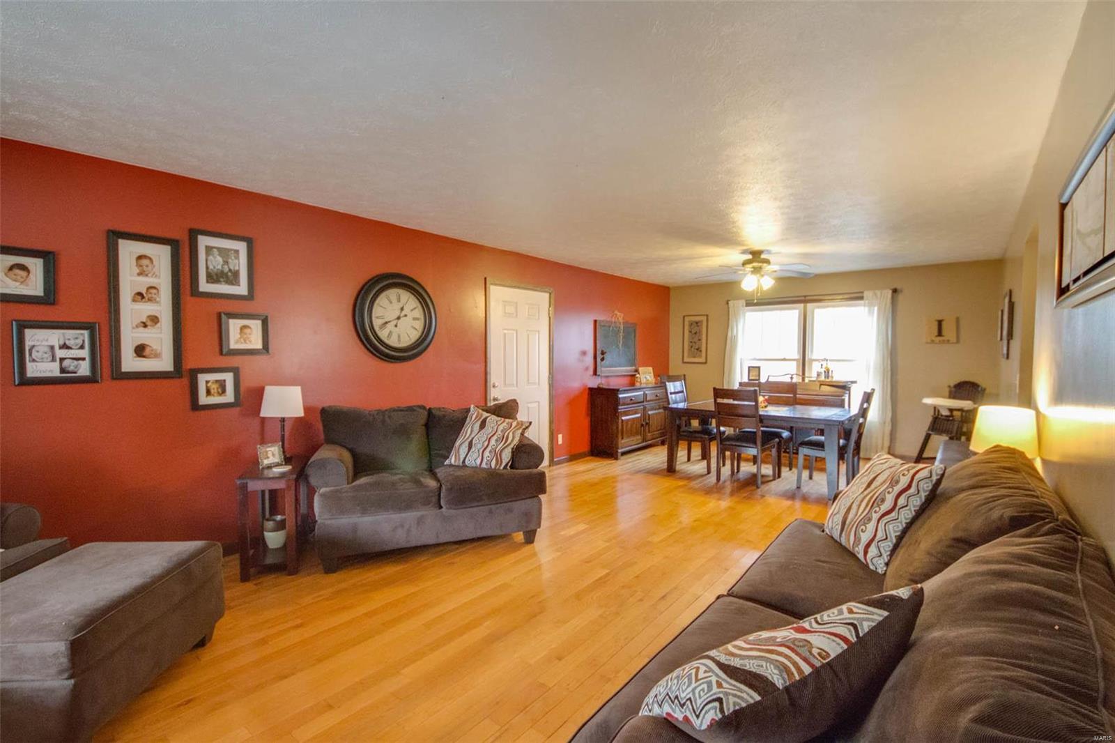 10768 Chesterfield Road Shipman, IL 62685 - Photo 6 of 28