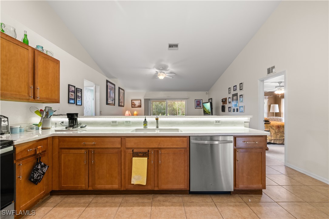839 Gedeon Road Lehigh Acres, FL 33974 - Photo 10 of 28 Gallery Image 10