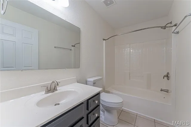 $247,000 | 612 York Street, Crocker, MO 65452