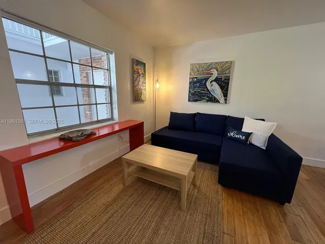 $449,000 | 100 Sunrise Drive, Unit 5, Key Biscayne, FL 33149