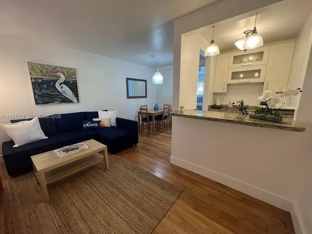 $449,000 | 100 Sunrise Drive, Unit 5, Key Biscayne, FL 33149