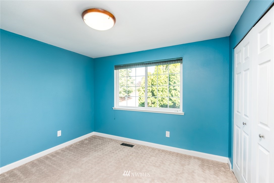 1228 North 32nd Street Renton, WA 98056 - Photo 11 of 24
