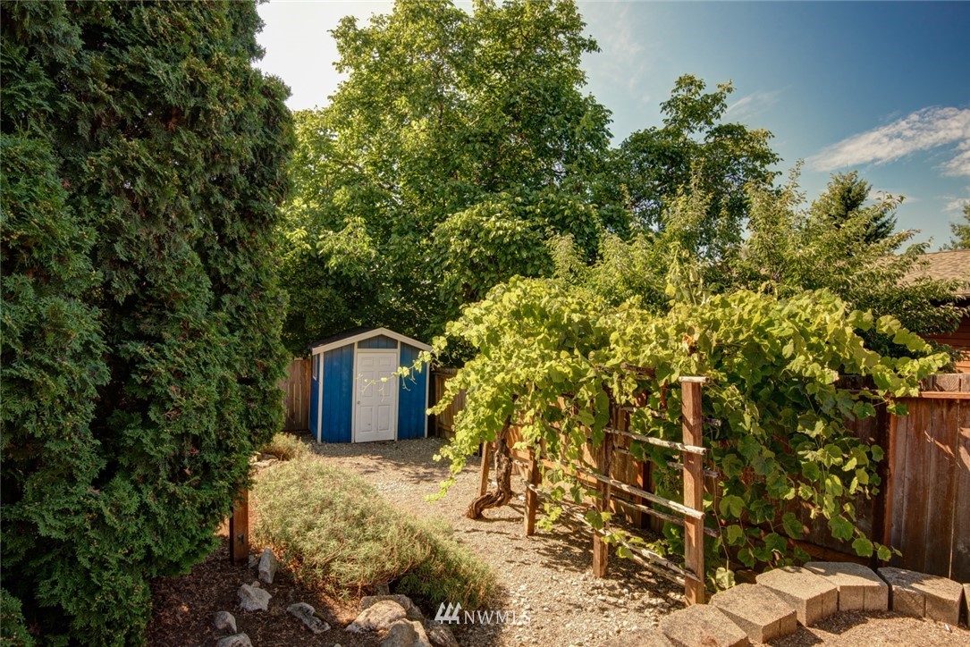 1228 North 32nd Street Renton, WA 98056 - Photo 20 of 24