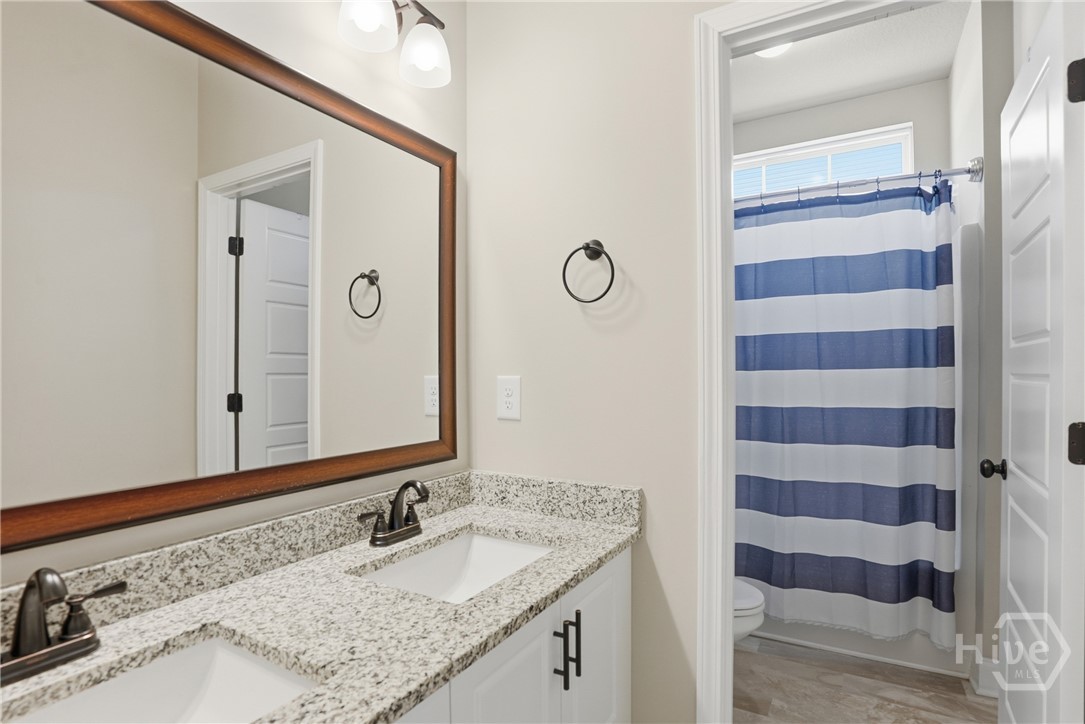 141 Haydon Court Rincon, GA 31326 - Photo 21 of 43 Hall Bathroom View