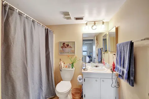 $139,000 | 7166 Golf Colony Court, Unit 203, Lake Worth, FL 33467