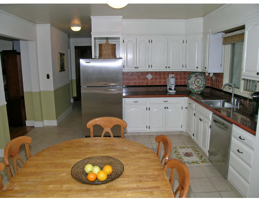 15 King Avenue Medford, MA 02155 - Photo 3 of 6