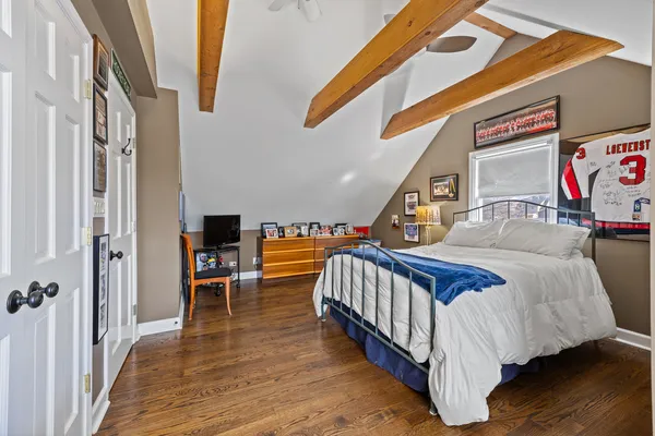 $692,500 | 914 Central Avenue, Deerfield, IL 60015