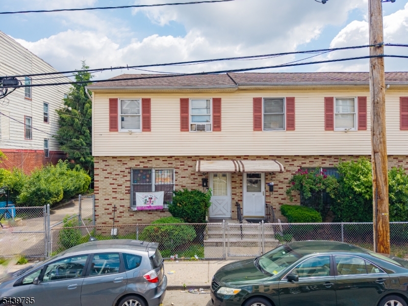 265 Rosa Parks Boulevard Paterson, NJ 07501 - Photo 1 of 31