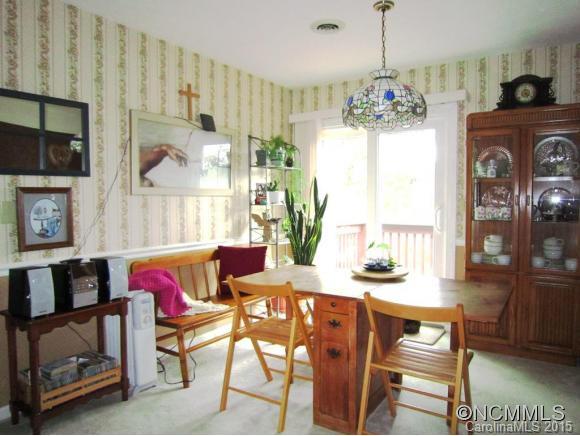 102 Falling Waters Road, Unit 3 Hendersonville, NC 28792 - Photo 8 of 18 Gallery Image 8