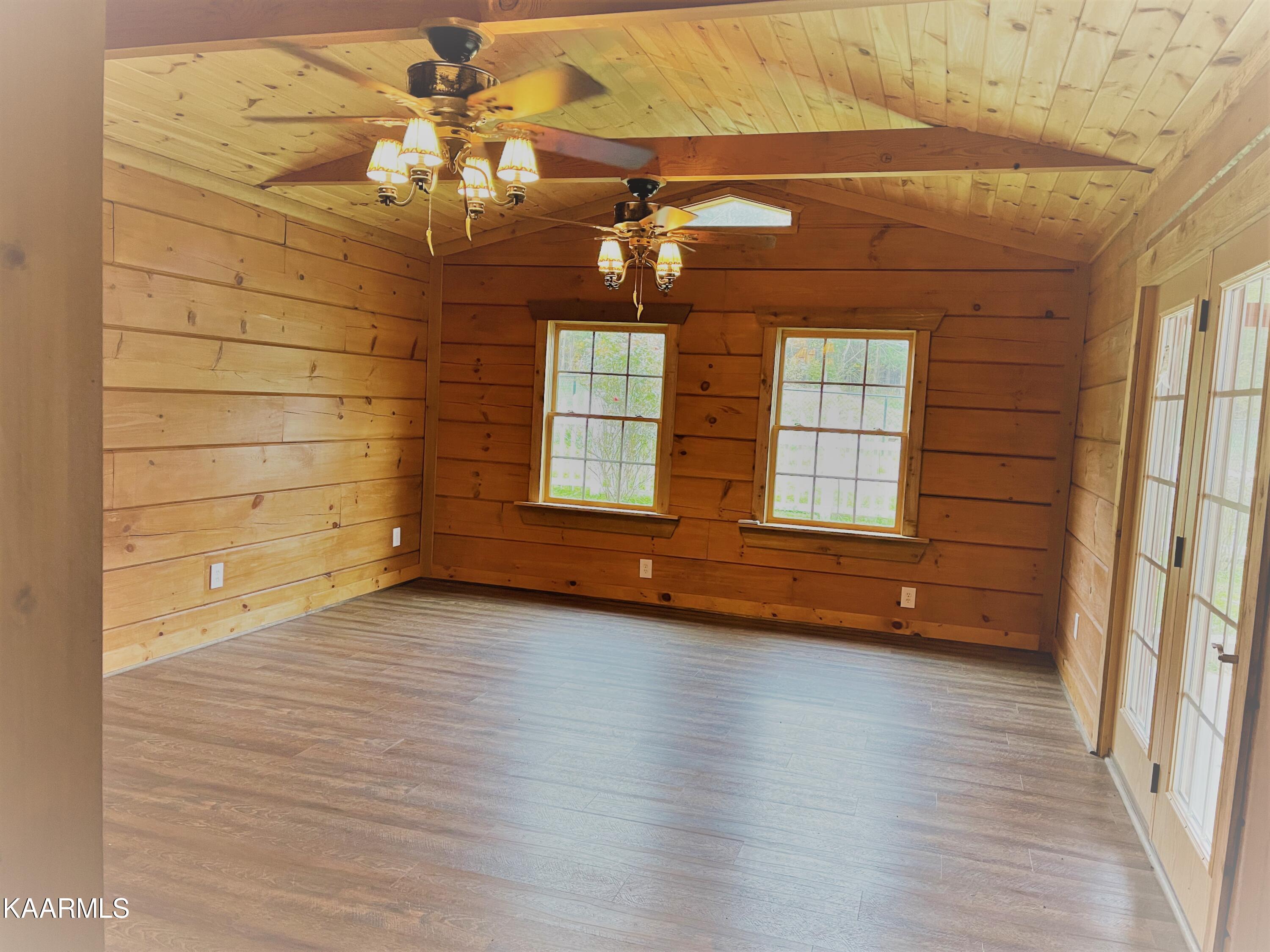 5400 Wolf Creek Road Spring City, TN 37381 - Photo 30 of 37 Bonus Room