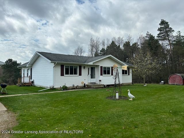 9728 East State Road Haslett, MI 48840 - Photo 1 of 5 IMG_2443